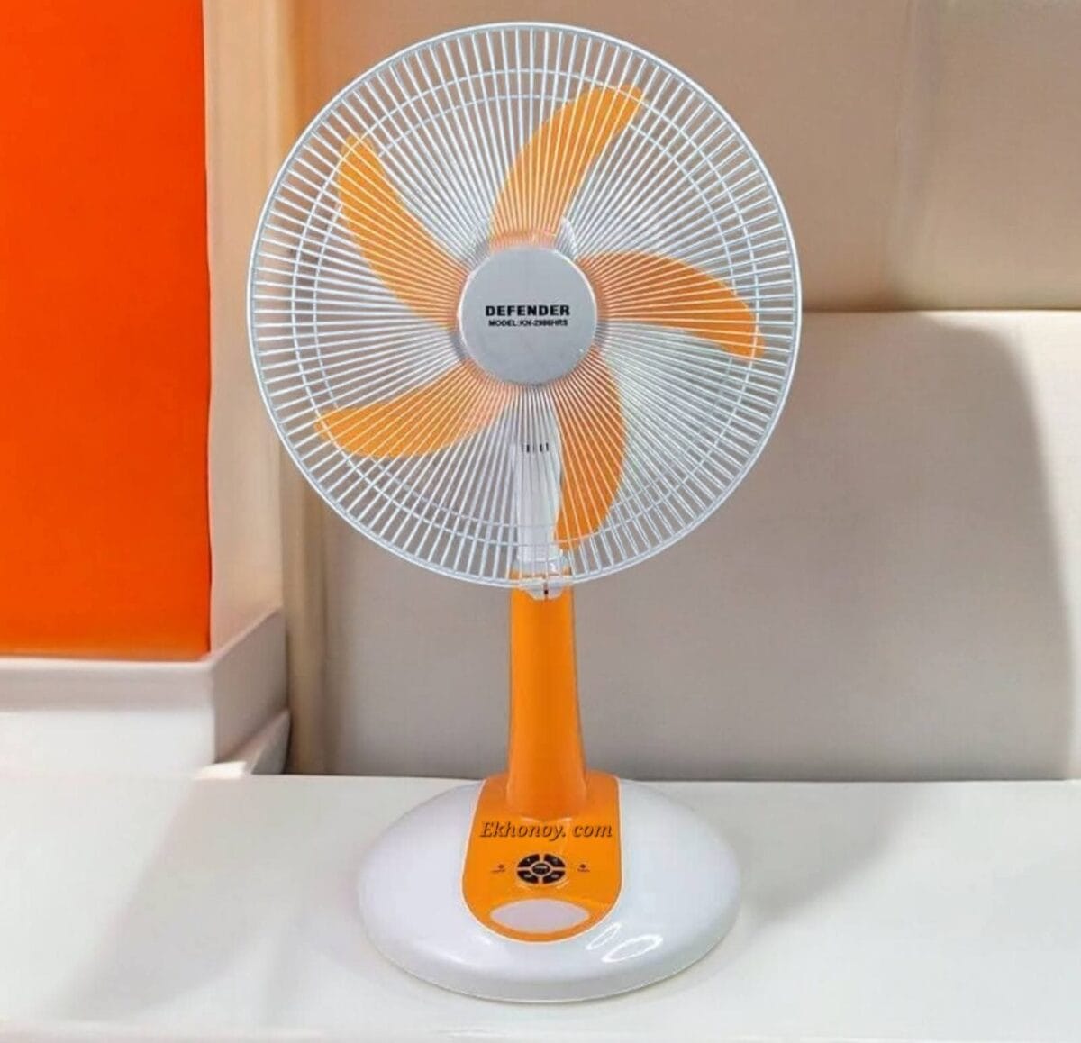 Kennede 2986HRS 16" Rechargeable Remote Fan